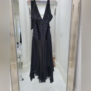 BCBG black 100% silk haltertop wedding prom evening gown lined size 6